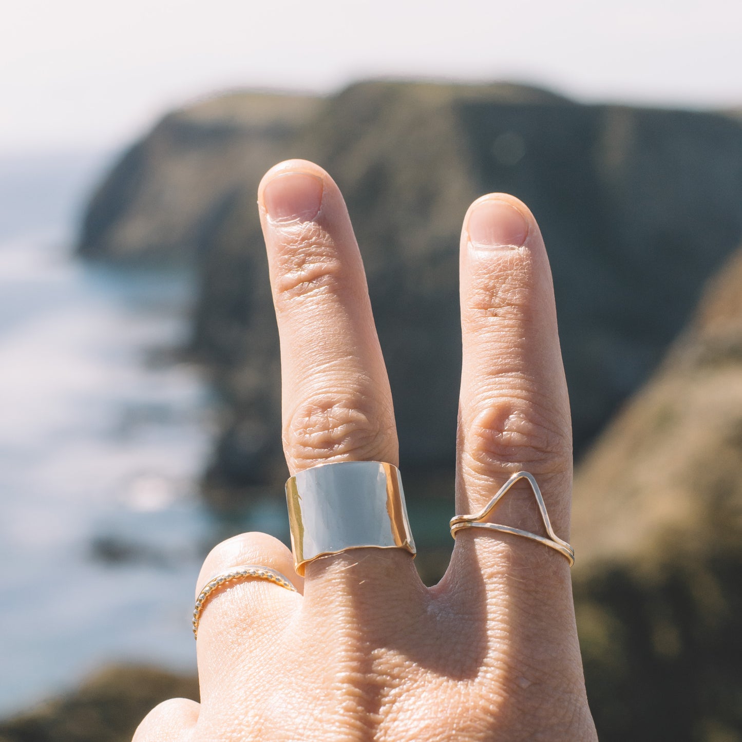 Gold V Curve Ring - Lux Reve