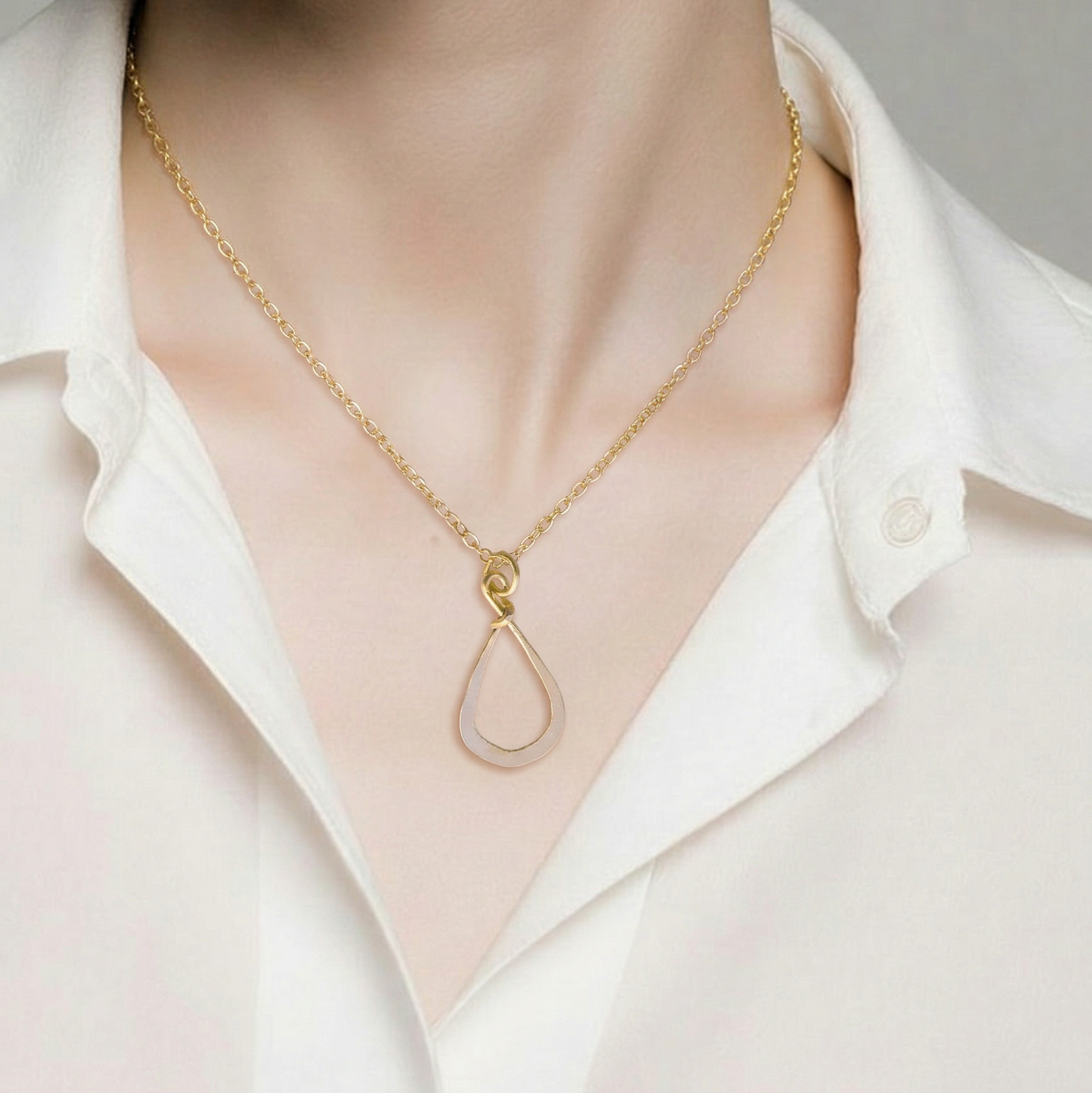 Simple Tear Drop Necklace - Lux Reve