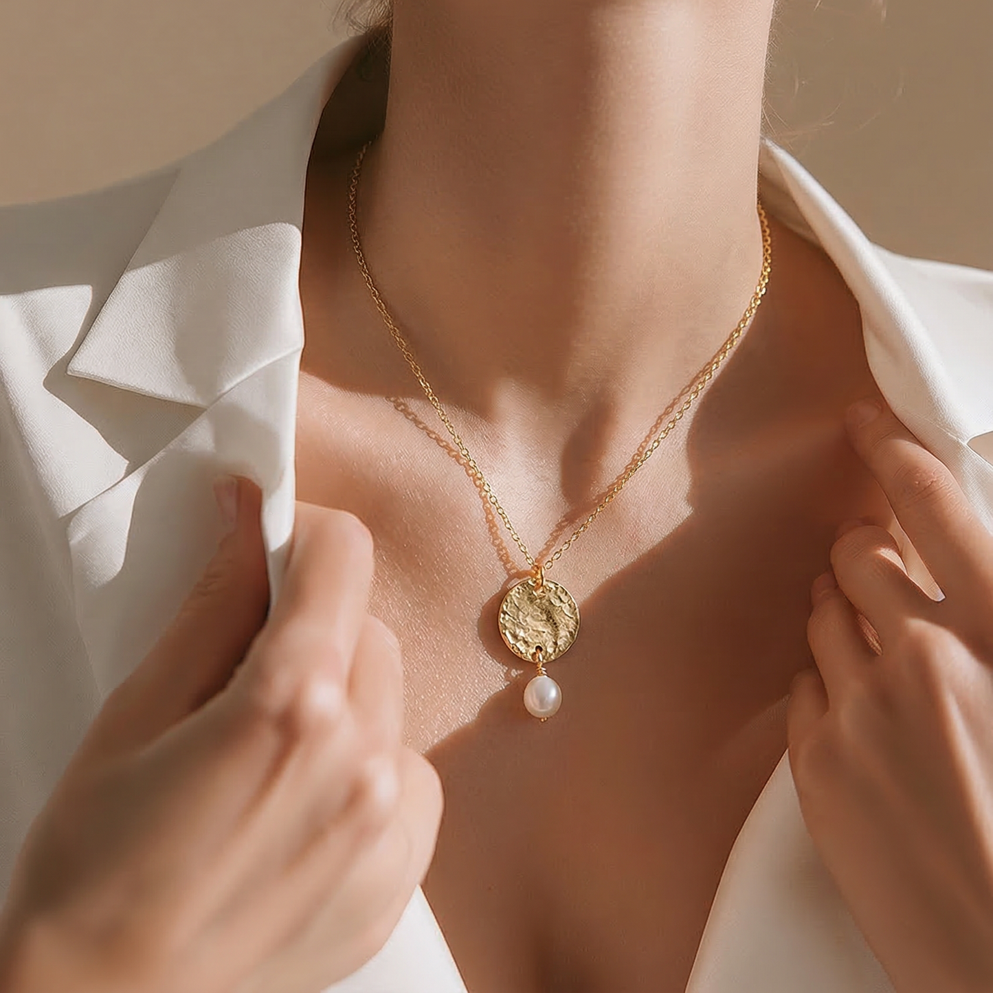 Pearl Disc Pendant Necklace - Lux Reve
