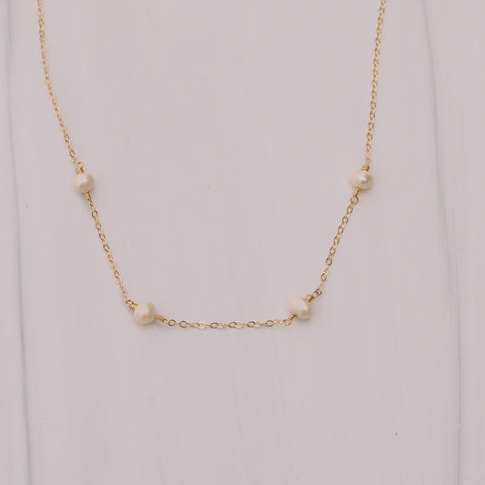 Classic Pearl Necklace