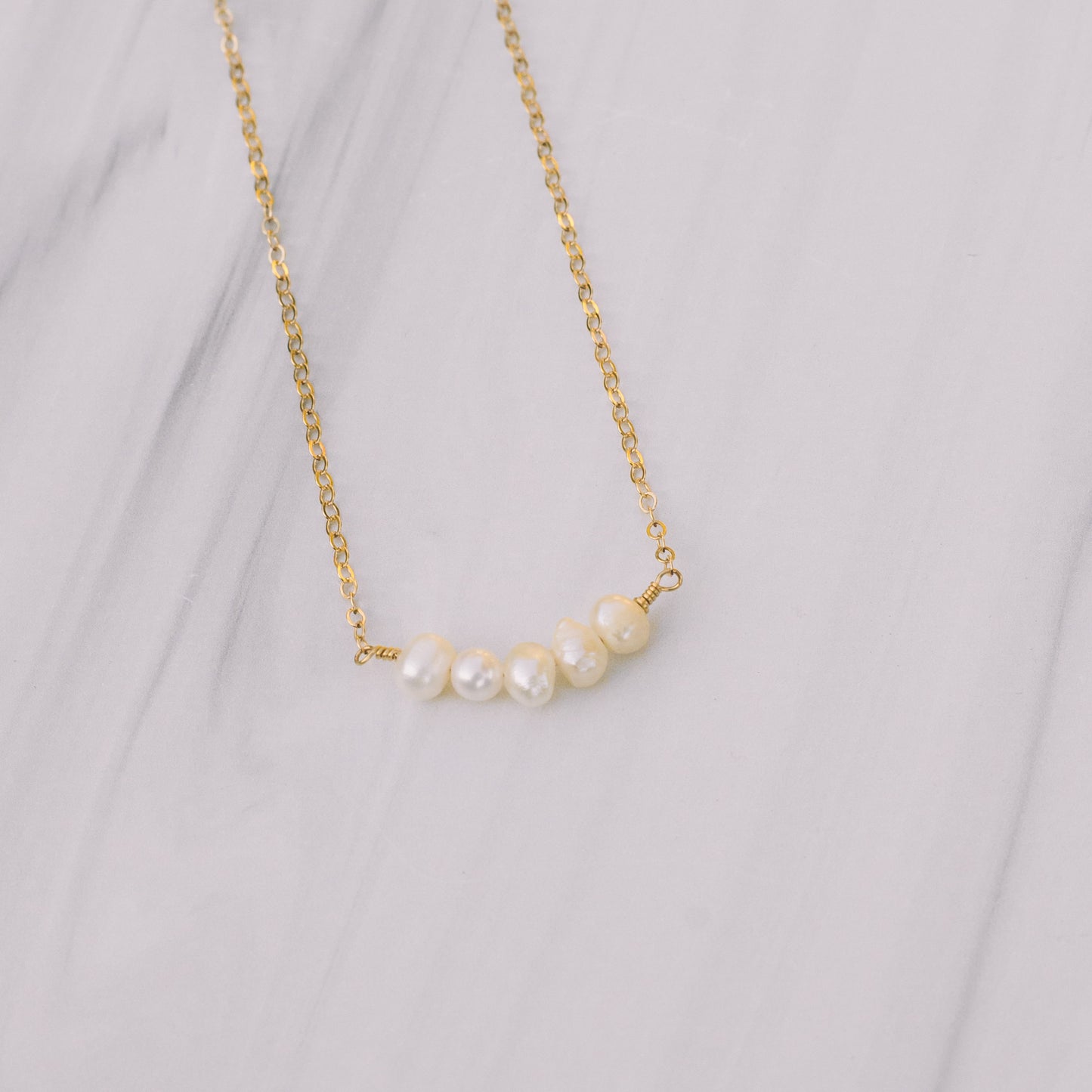 Simple Pearl Short Necklace - Lux Reve