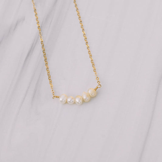 Simple Pearl Short Necklace - Lux Reve